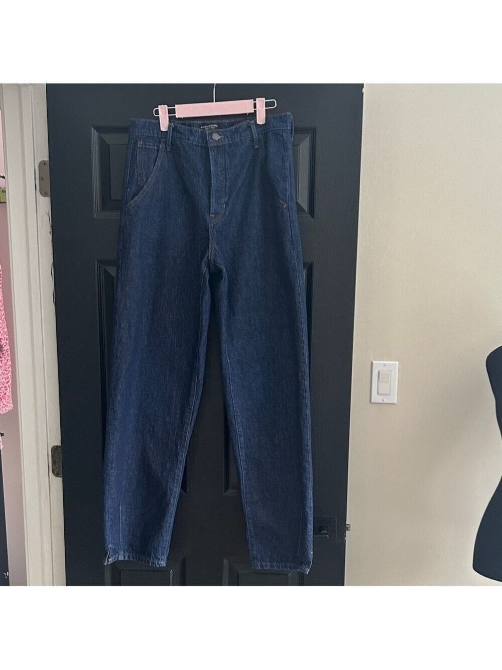 Banana Republic Dark Blue relaxed taper/ barrel jeans